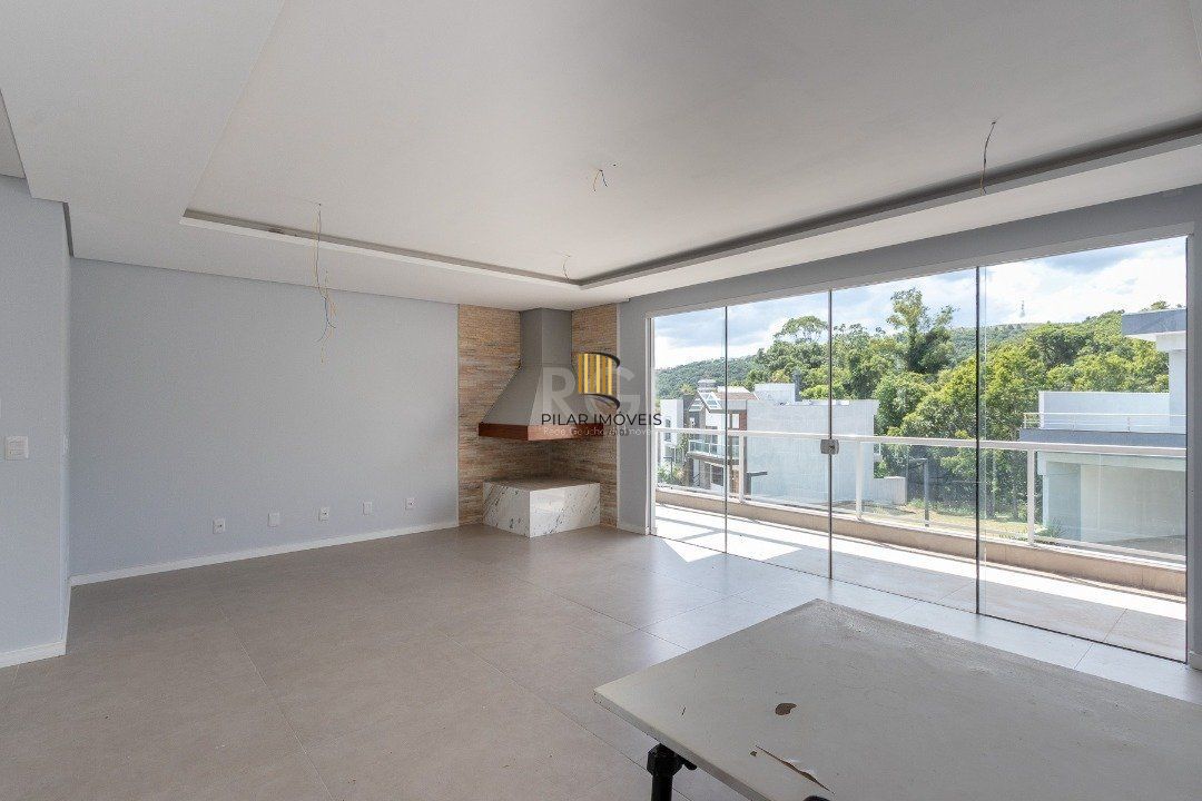 Casa Condominio para Venda - 219m², 3 dormitórios, sendo 1 suites, 2 vagas - Vila Nova