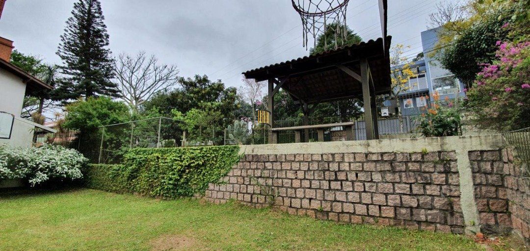 Casa 3 dormitórios no bairro Teresópolis