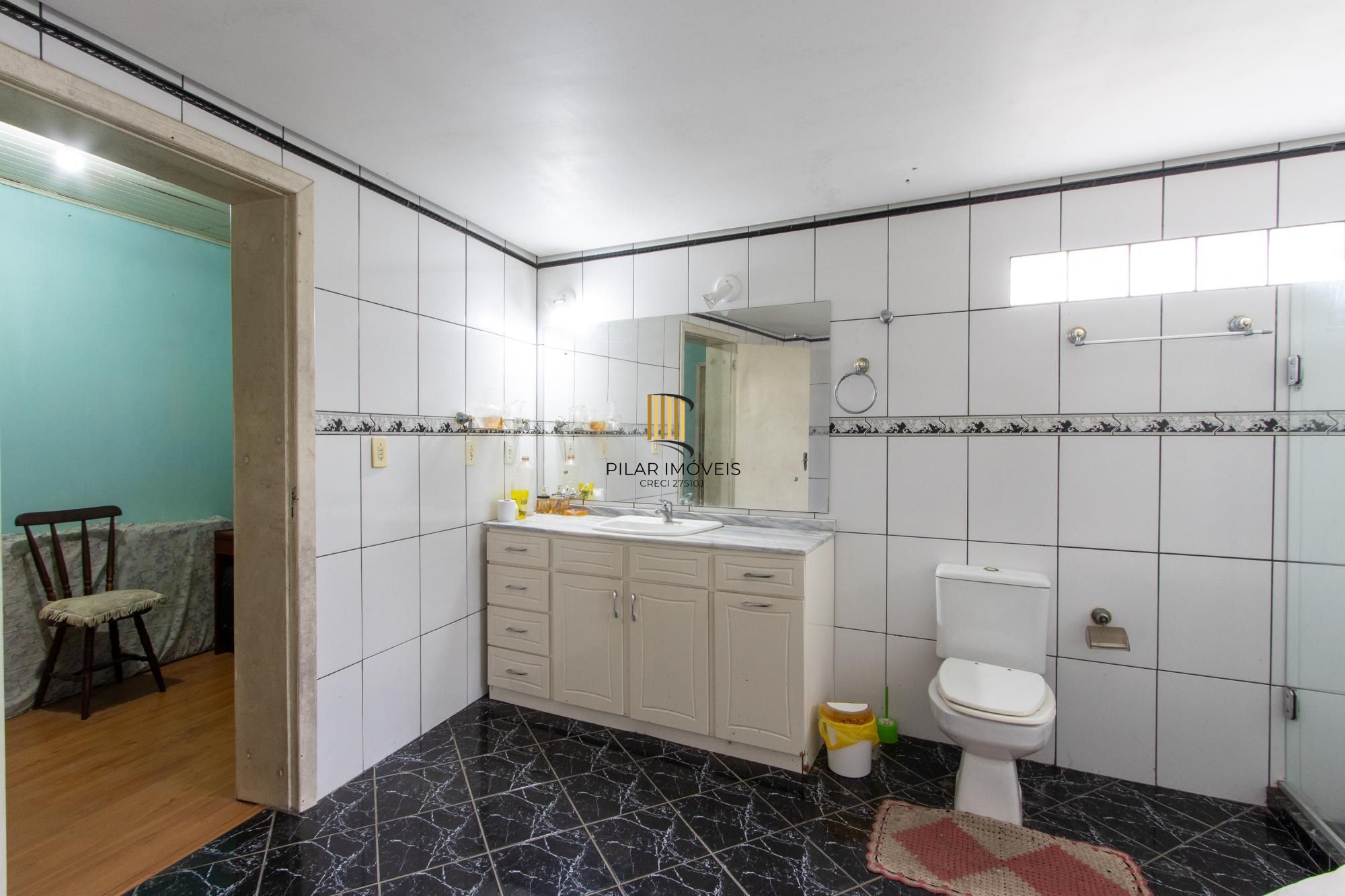 Casa para Venda - 385m², 4 dormitórios, sendo 3 suites, 2 vagas - Belém Velho