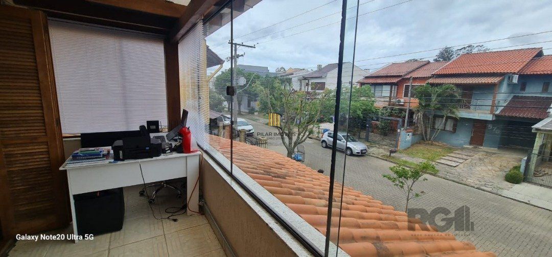 Casa para venda com 3 dormitórios, sendo 3 suítes e 2 vagas no residencial Jardins do Prado