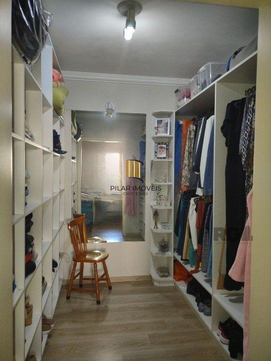 Casa 4 dormitórios no bairro São João