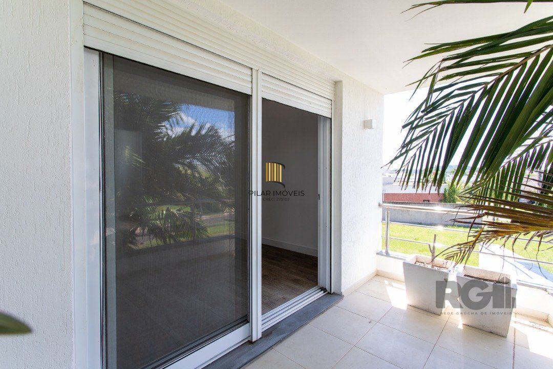 Casa  no condomínio Terra Ville , com aproximadamente 450m quadrados.