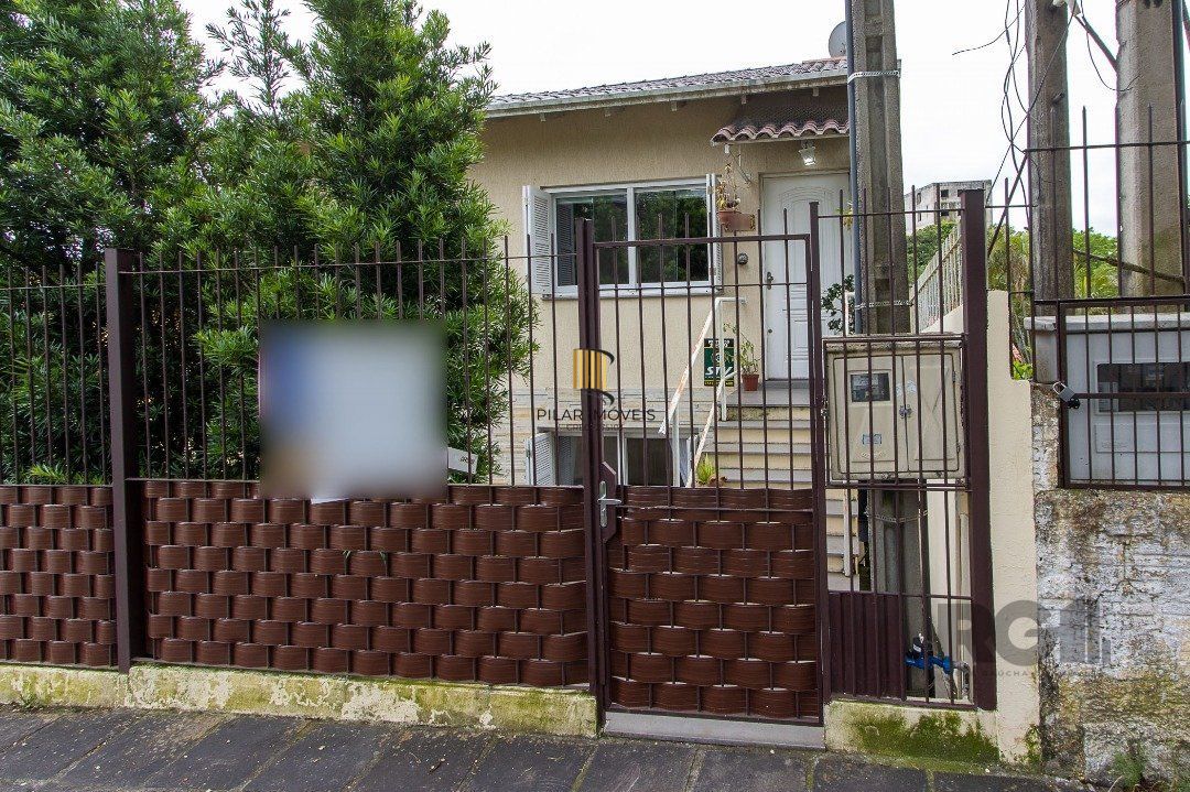 Casa para Venda - 132.55m², 3 dormitórios, sendo 1 suite, 5 vagas - Teresópolis