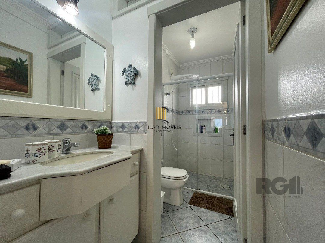 Casa 4 dormitórios no bairro Centro
