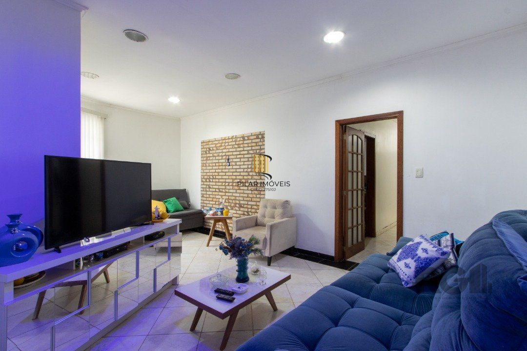 Casa para Venda - 126.89m², 3 dormitórios, 5 vagas - Azenha