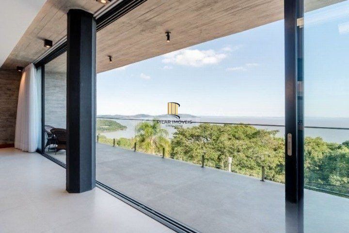 Casa para Venda - 523m², 3 dormitórios, sendo 3 suites, 4 vagas - Sétimo Céu