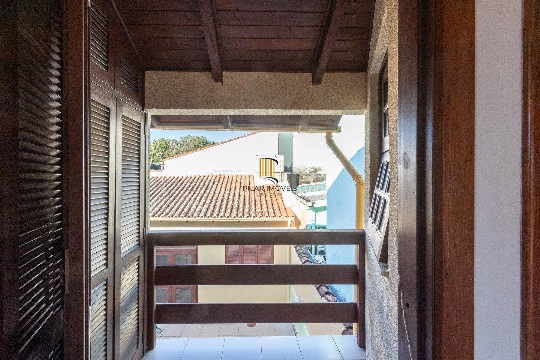 Casa para Venda - 280m², 3 dormitórios, sendo 1 suites, 2 vagas - Espirito Santo