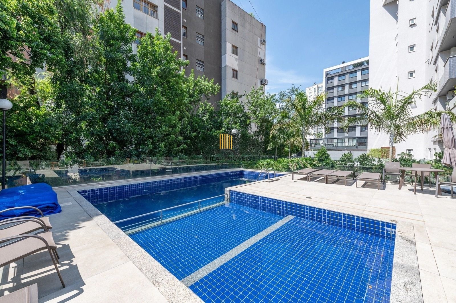 Apartamento Garden com 178m² e 3 dormitórios, 1 suíte, 3 vagas