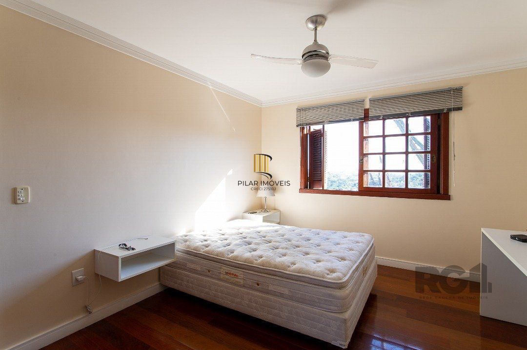 Casa 3 dormitórios no bairro Vila Nova