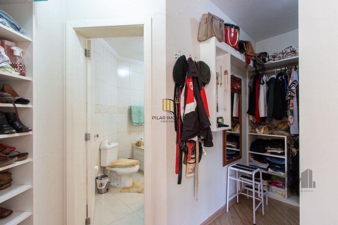 Casa de Condomínio 3 dormitórios no bairro Vila Nova
