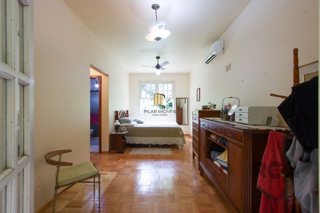 Casa com 3 quartos, suite em terreno com 7.320m² - Belem Velho