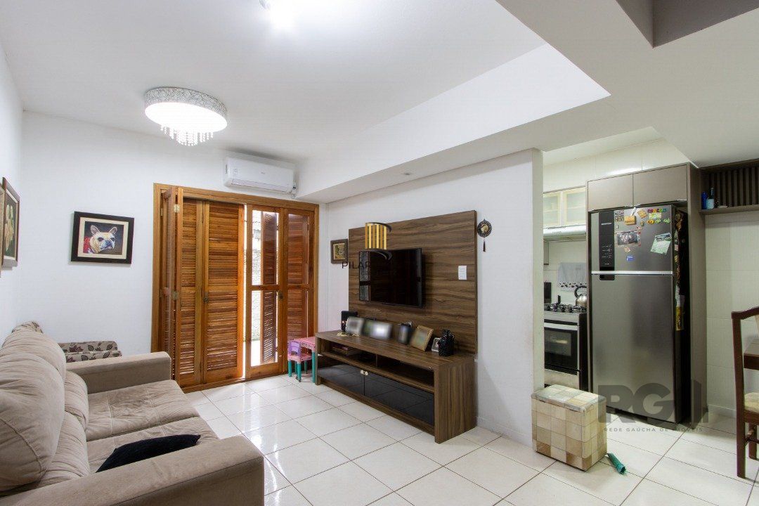 Casa de Condomínio 3 dormitórios no bairro Camaquã - Pilar Imóveis
