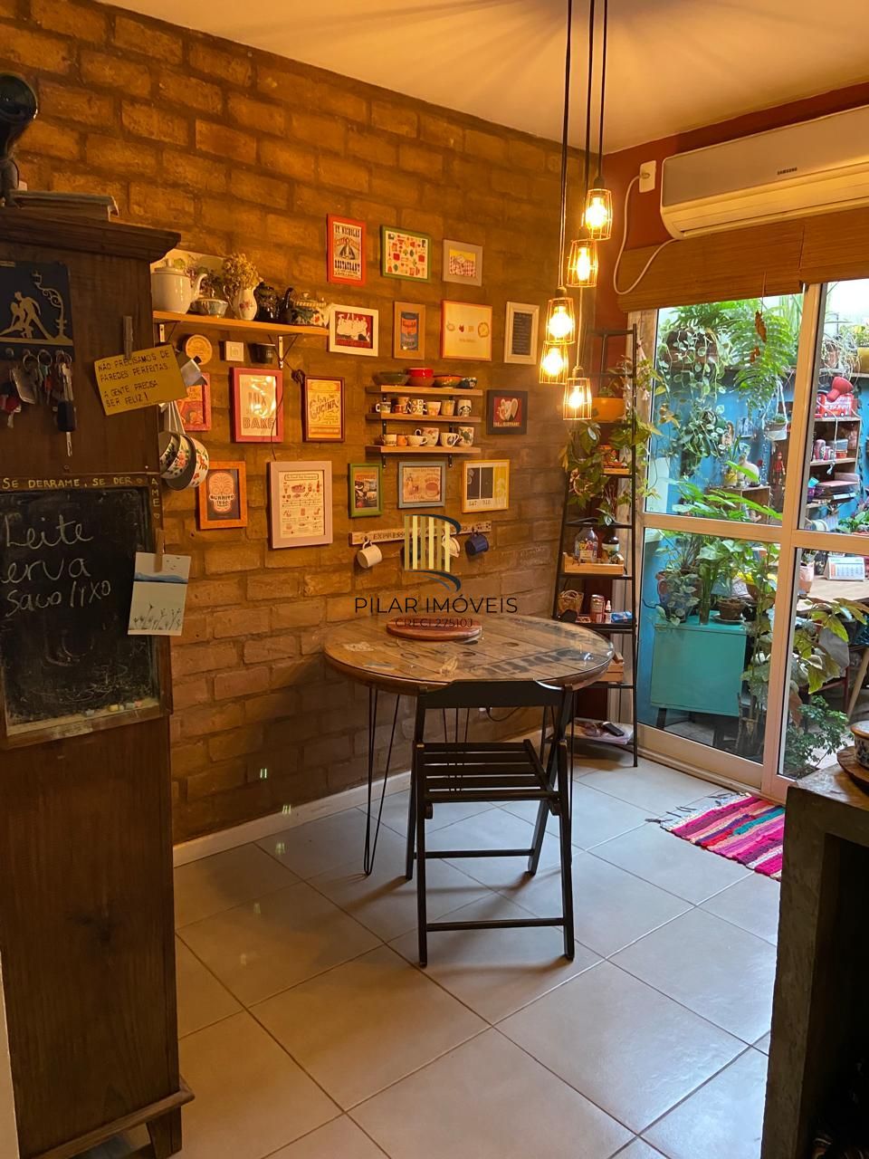 Sobrado à Venda – Conforto, Funcionalidade e Excelente Espaço Externo