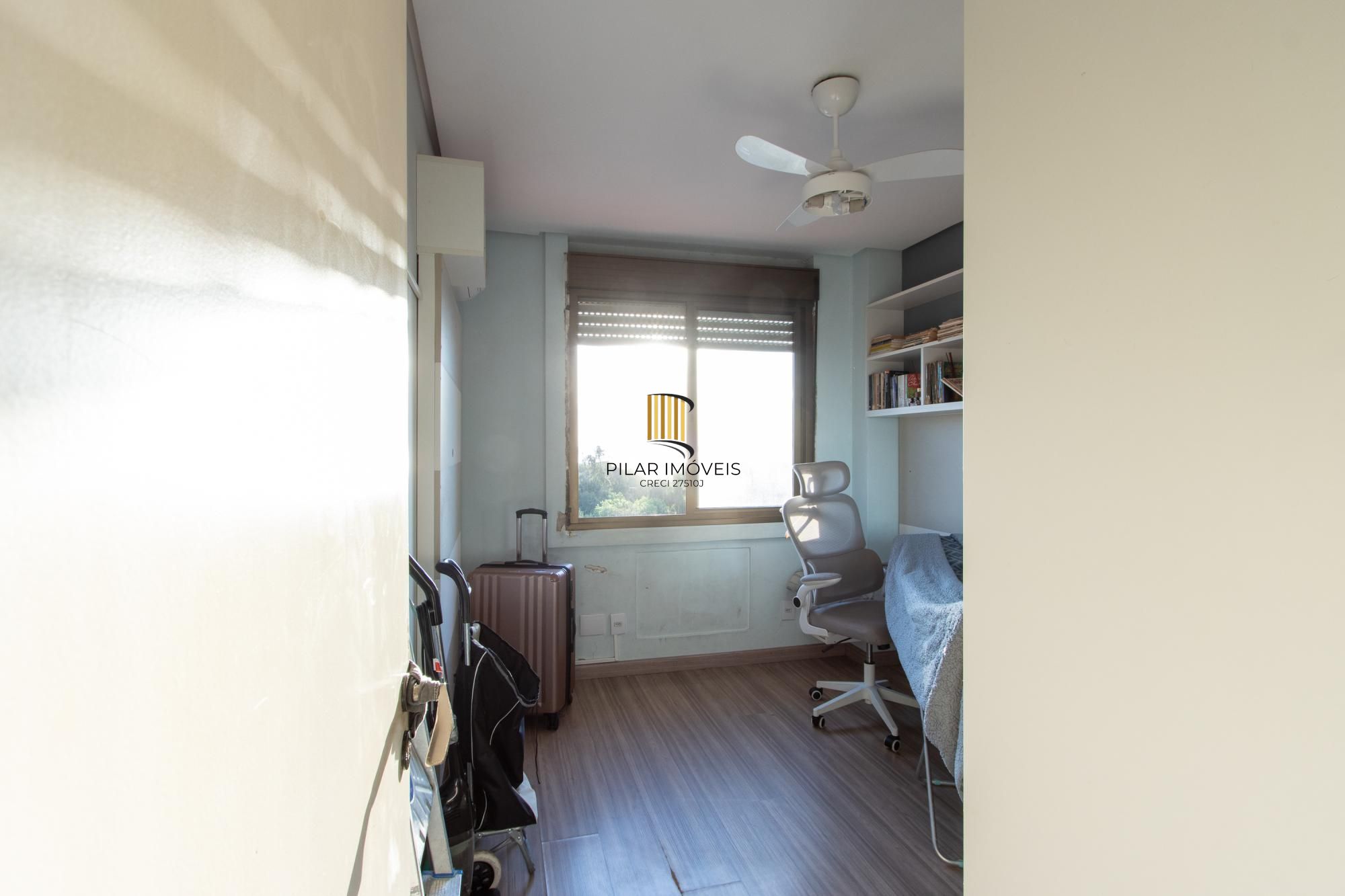 Luagge vende Ap 3 Dorm. de frente para o Marinha.