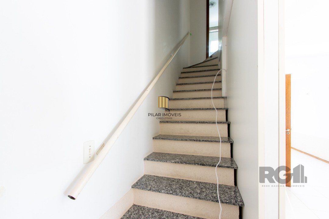Casa de Condomínio 2 dormitórios no bairro Aberta dos Morros