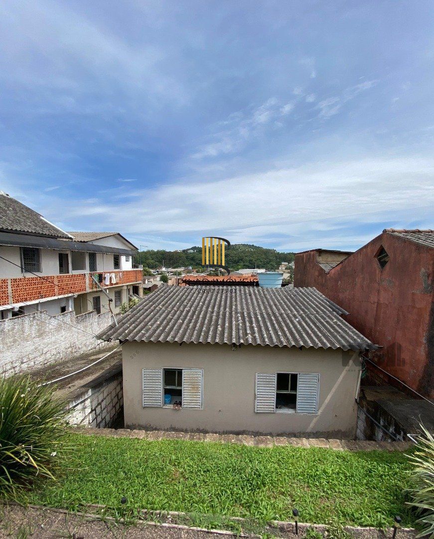 Casa 2 dormitórios no bairro Campo Novo