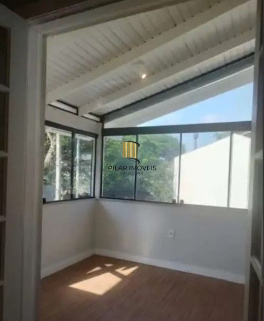Casa 5 dormitórios I 1 suíte -  Bairro Cristal