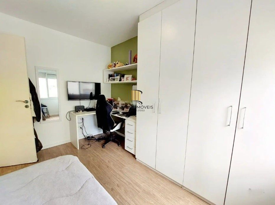 Apartamento de 3 dormitórios, 1 suíte e 1 vaga de garagem.