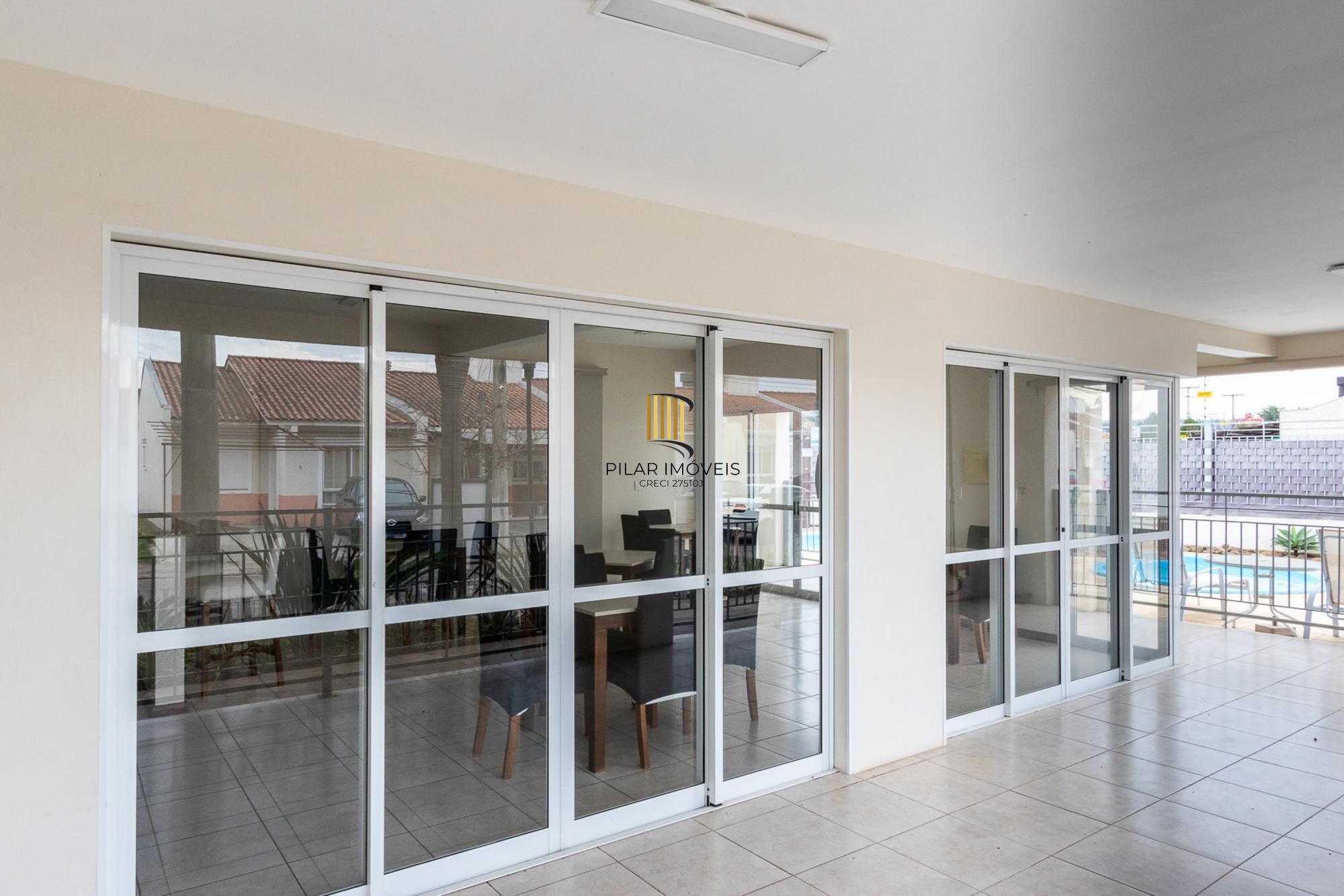 Casa 2 dormitórios  em condominio fechado
