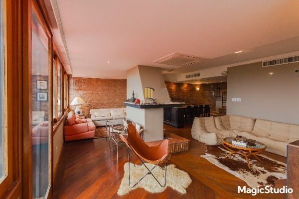 Casa semi-mobiliada na Vila Assunção com vista deslumbrante para o Guaíba e Veleiros do Sul