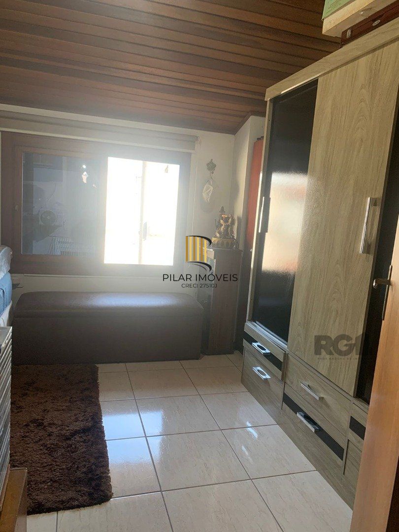 Casa 3 dormitórios no bairro Hípica
