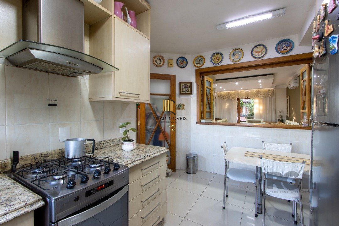 Casa de Condomínio 3 dormitórios no bairro Jardim Isabel