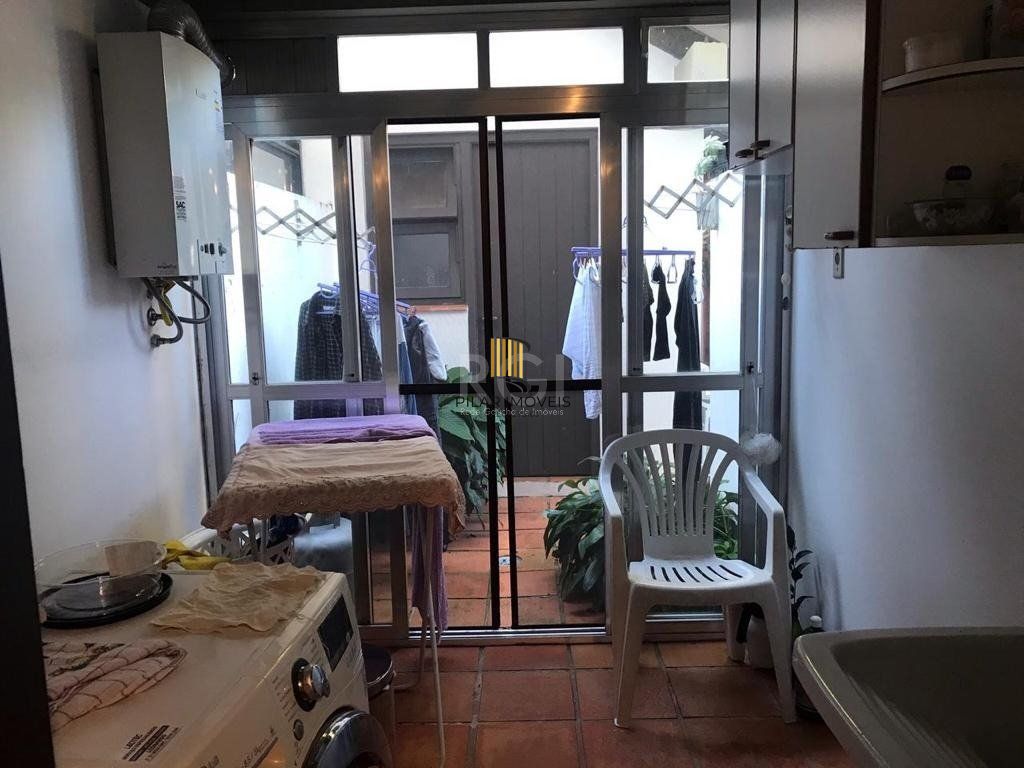 Casa Condominio para Venda - 216m², 3 dormitórios, sendo 1 suites, 2 vagas - Tristeza
