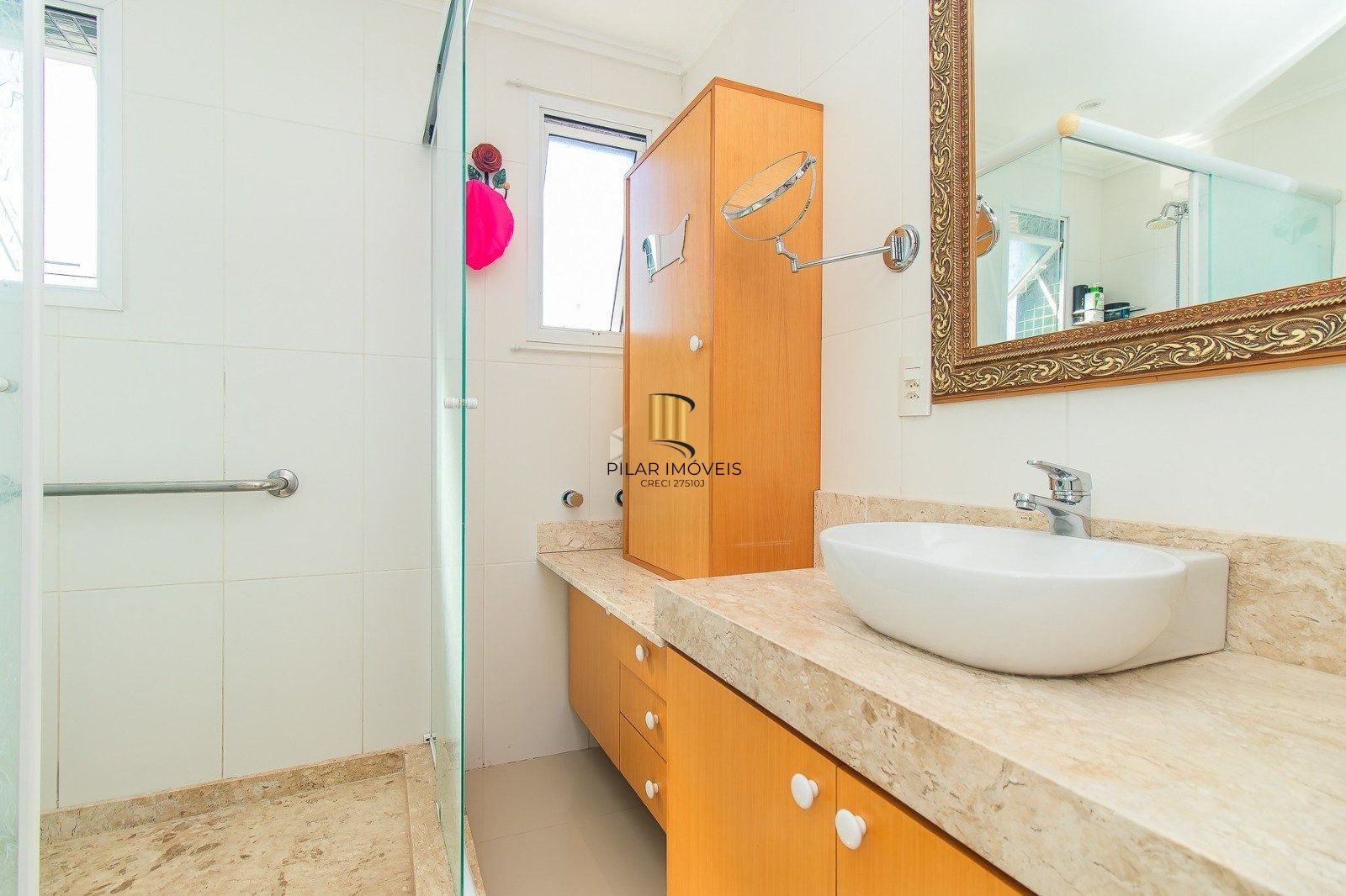 Apartamento de 135m2 com 3 suítes à venda