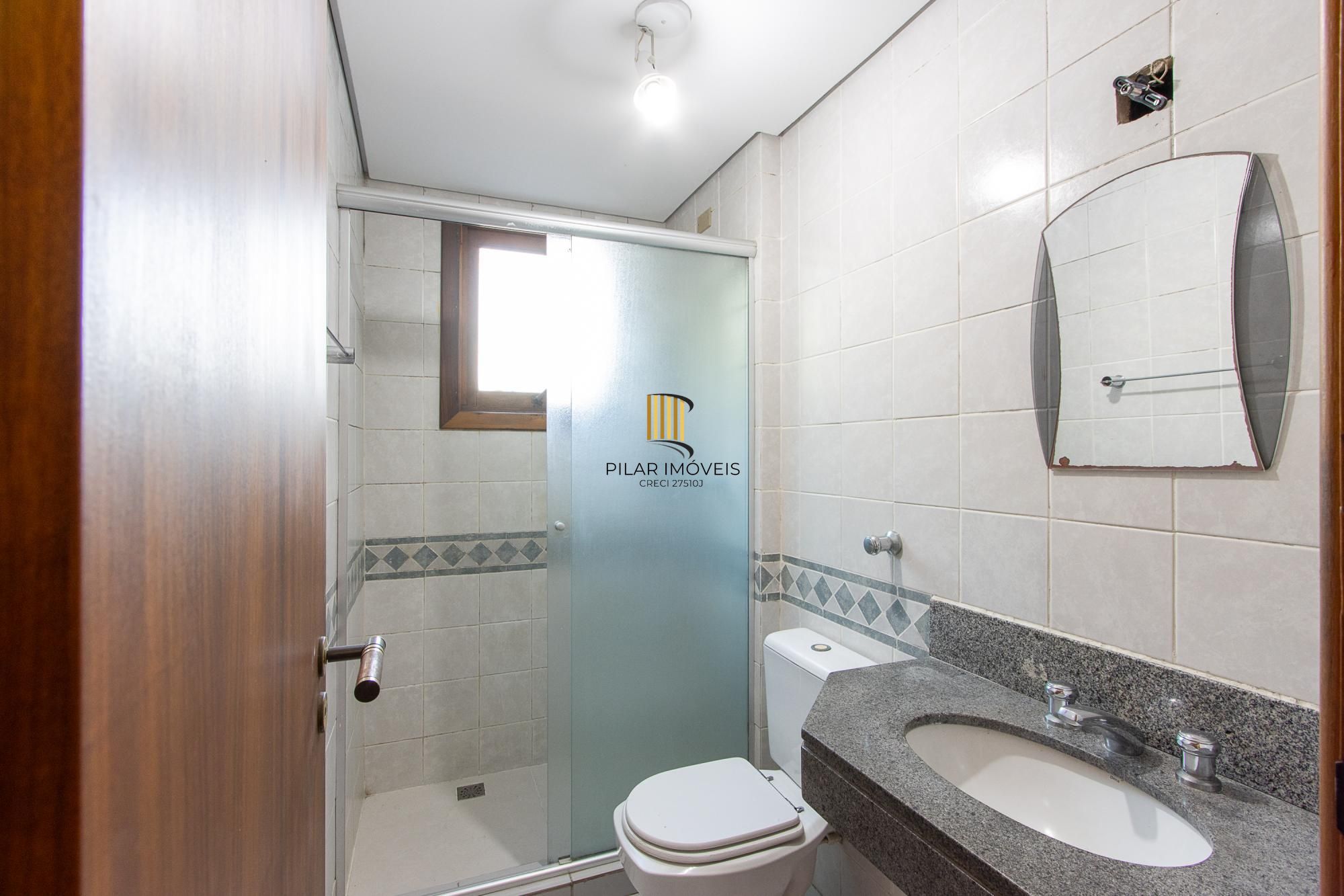 Apartamento bairro Cavalhada com 03 dormitórios, gabinete e 2 vagas 134,35m2 privativos!