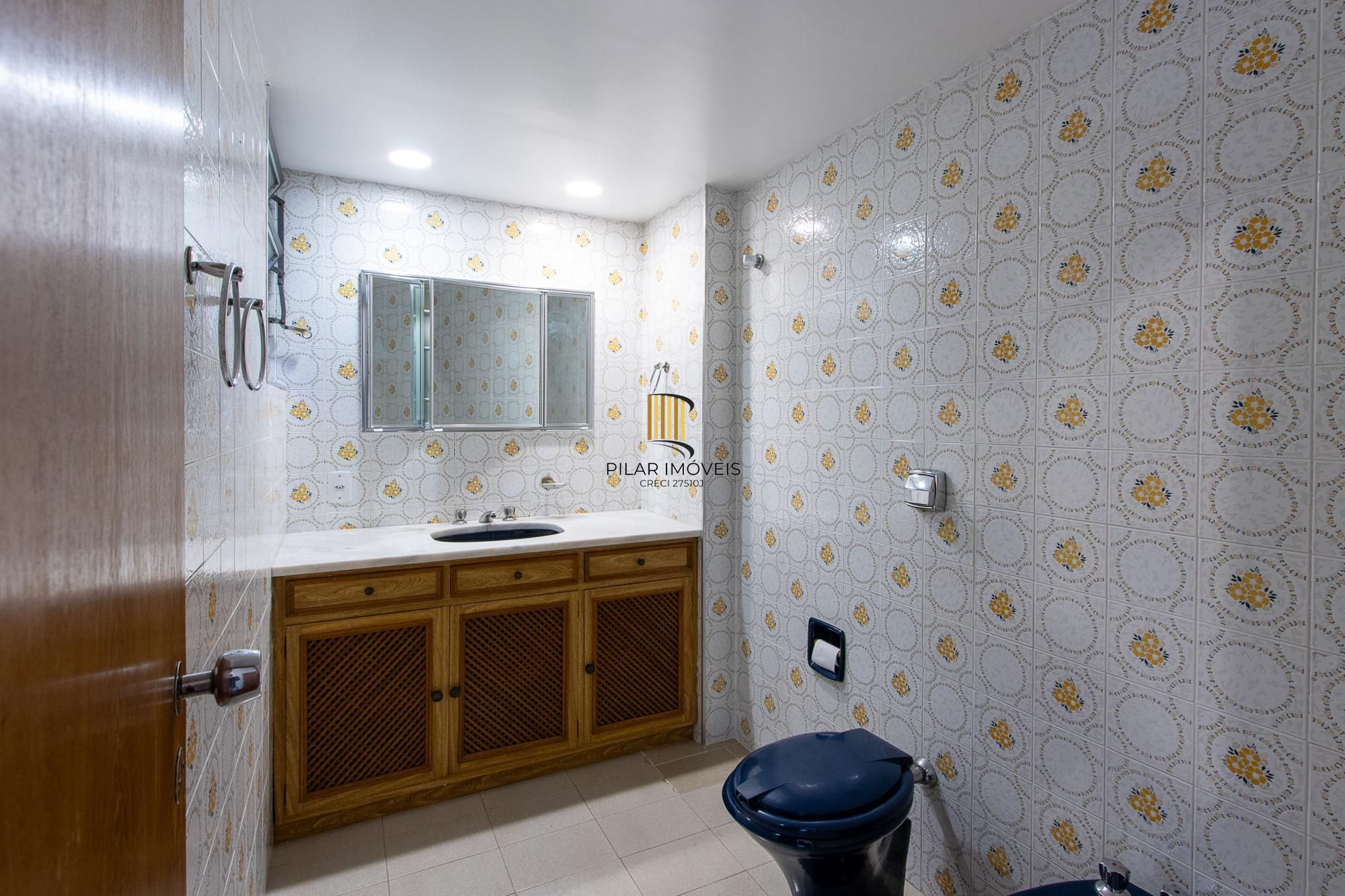 Apartamento 3 Dormitório(s) Bairro Menino Deus