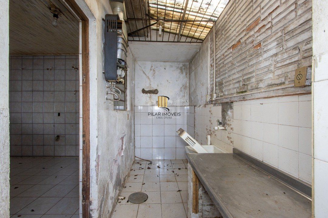 Casa para Venda - 172.54m², 2 dormitórios, sendo 1 suites, 4 vagas - Ipanema