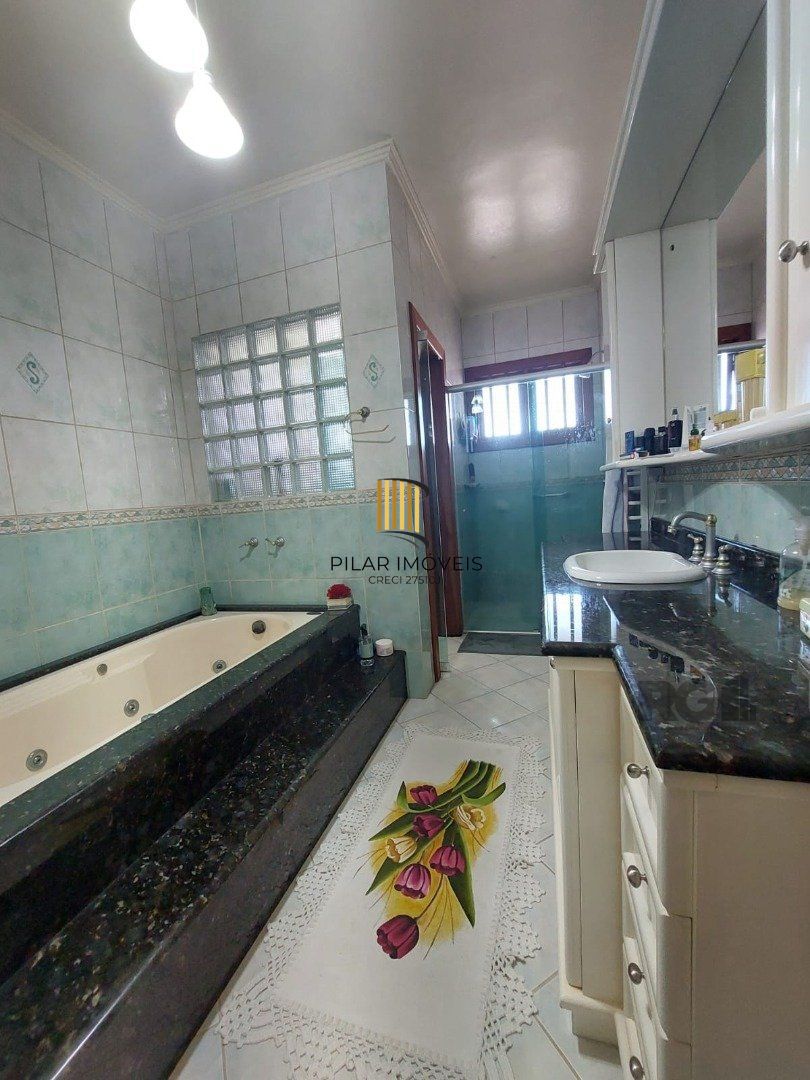 Casa de Condomínio 3 dormitórios no bairro Nonoai