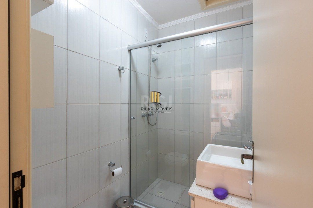 Casa Condominio para Venda - 102.9m², 3 dormitórios, sendo 1 suites, 2 vagas - Camaquã