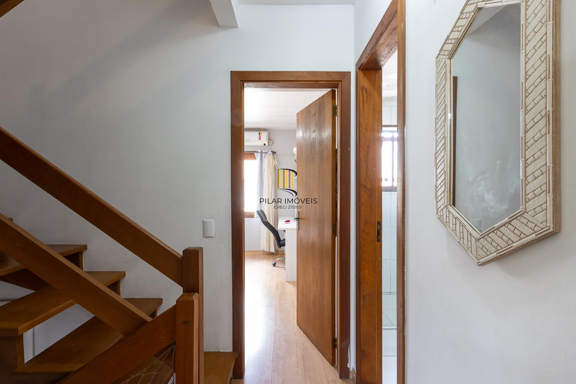 **Imóvel Espetacular em Condomínio Fechado em Ipanema, Porto Alegre**