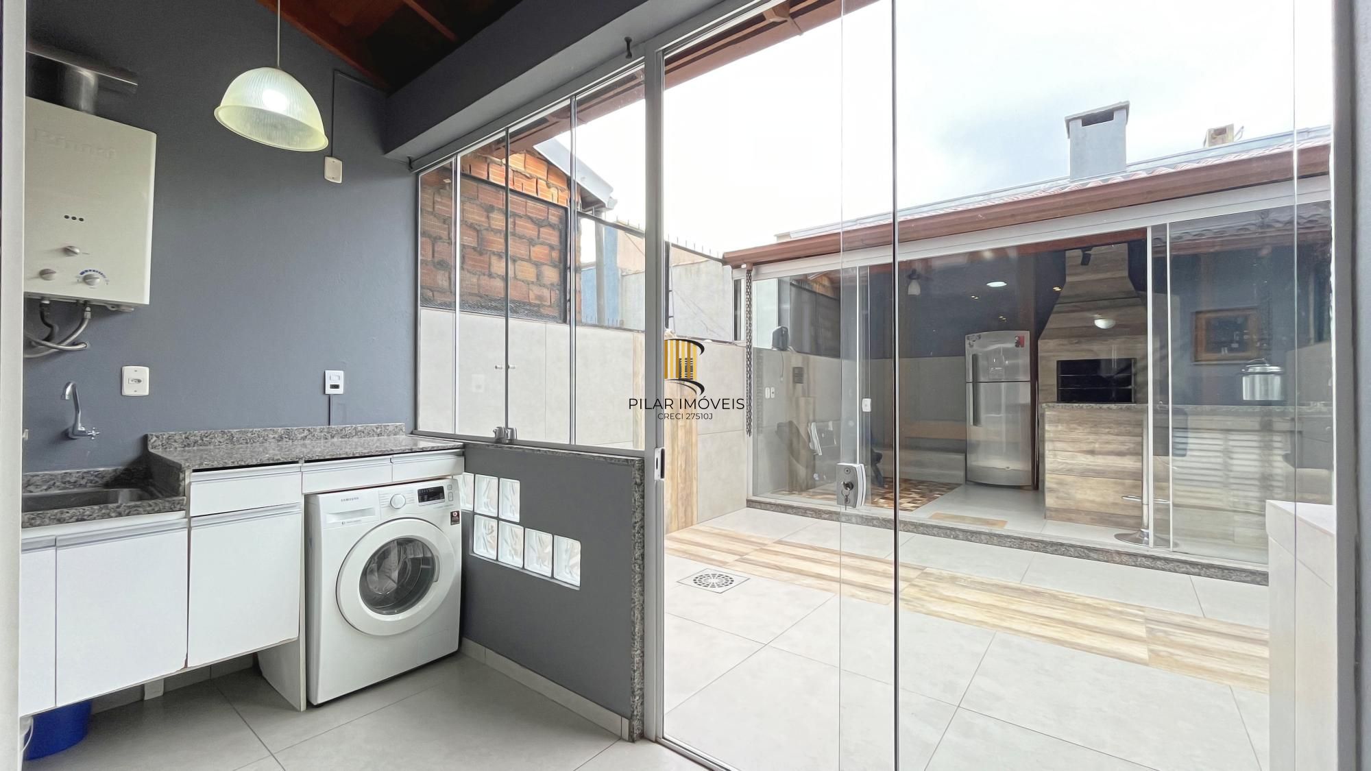 Casa 2 dormitórios no bairro Aberta dos Morros