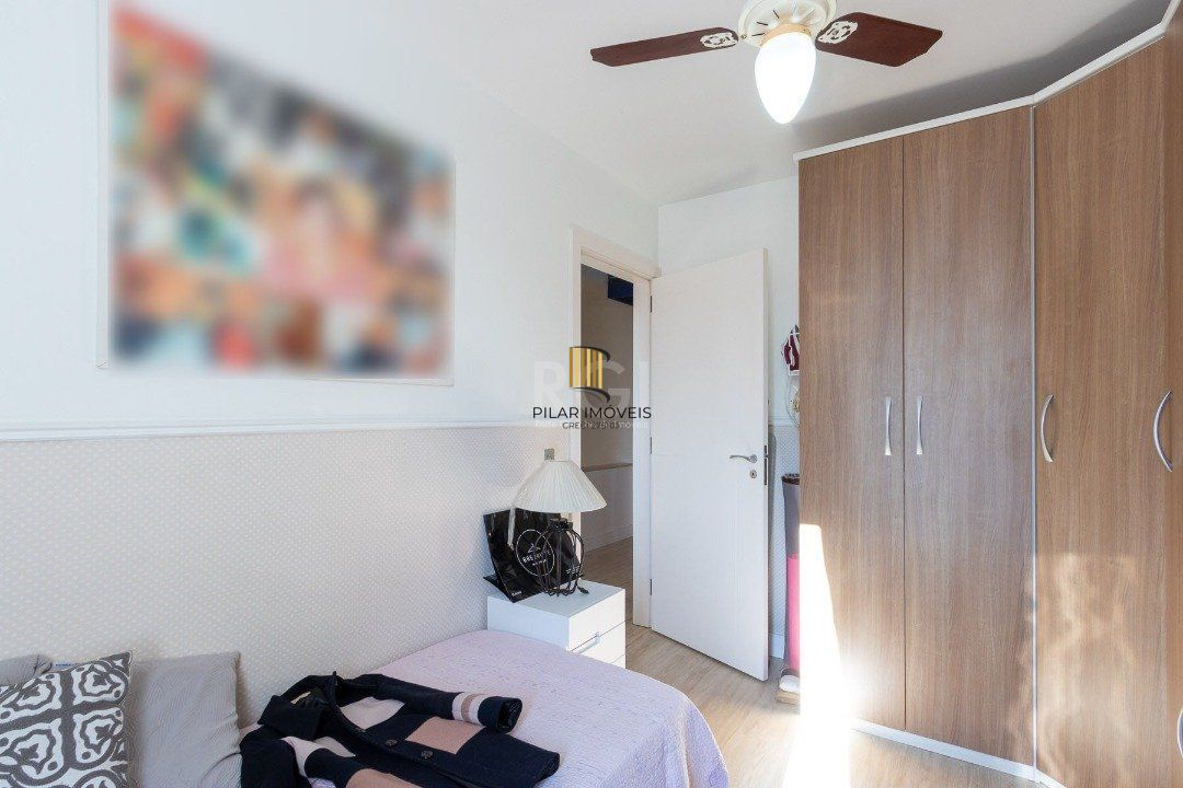 Casa Condominio para Venda - 240m², 4 dormitórios, sendo 1 suites, 2 vagas - Ipanema