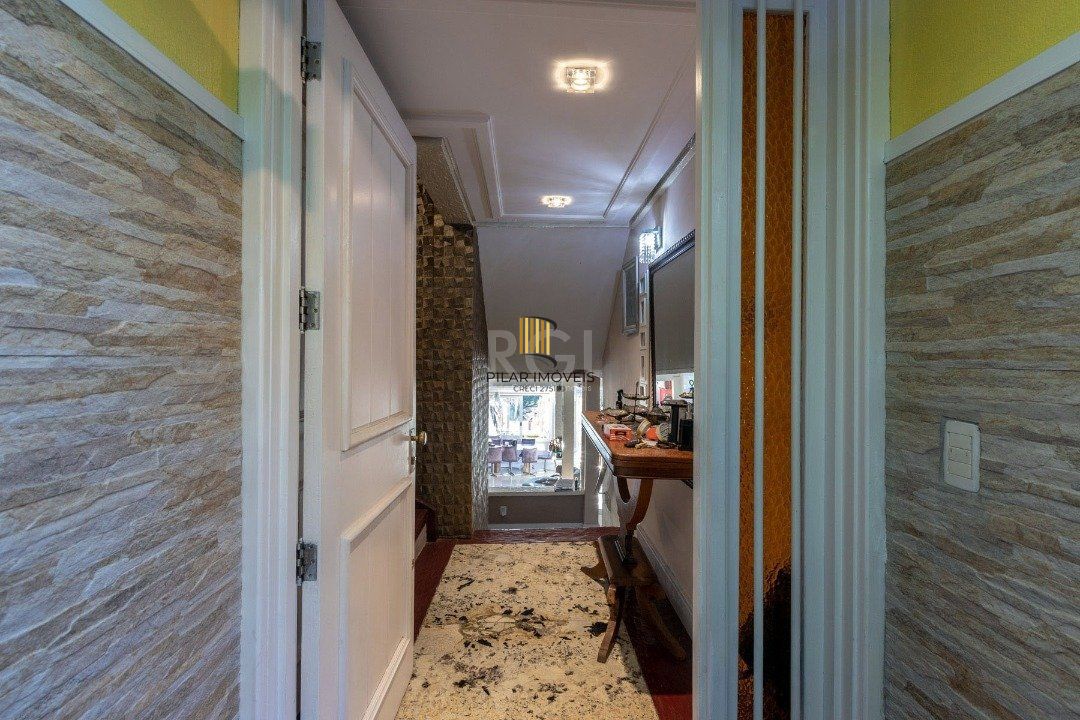 Casa Condominio para Venda - 381.1m², 4 dormitórios, sendo 2 suites, 4 vagas - Santa Tereza