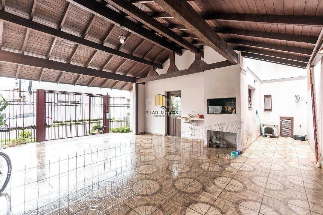 Casa de Condomínio 3 dormitórios no bairro Hípica