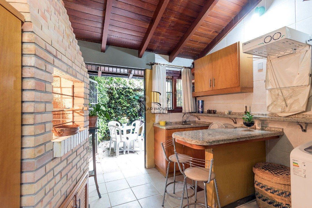 Casa Condominio para Venda - 194m², 3 dormitórios, sendo 1 suites, 2 vagas - Vila Assunção