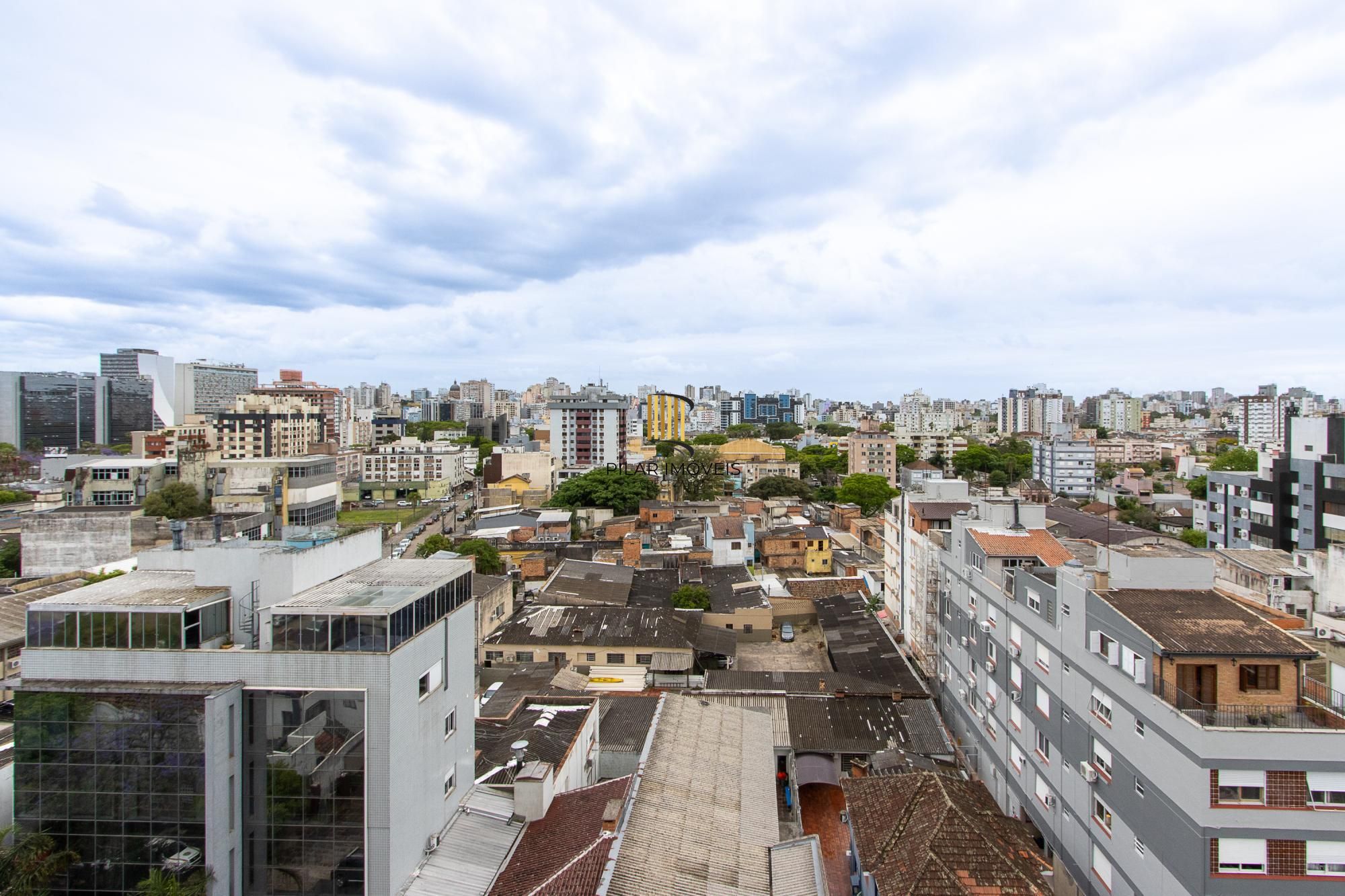Cobertura no Menino Deus com vista espetacular