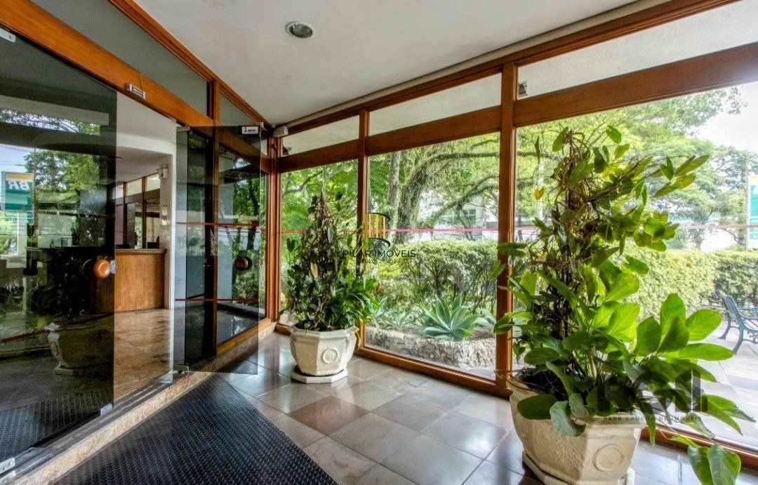 Apartamento grande em Petrópolis. com 257,90m2