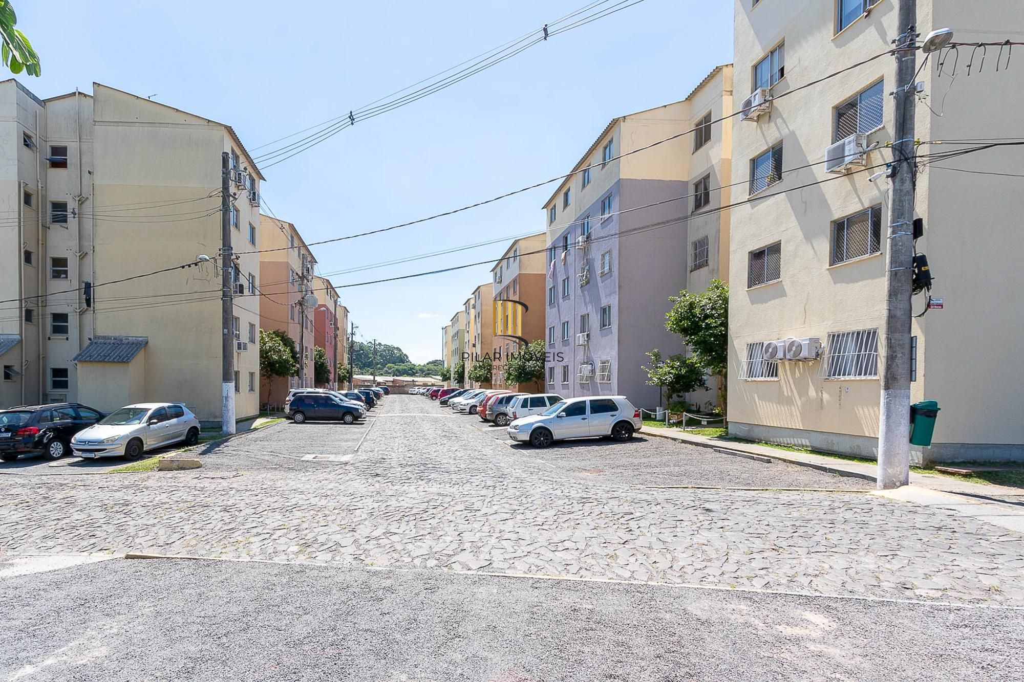 Apartamento de 2 dormitórios com vaga rotativa no bairro Vila Nova Porto Alegre