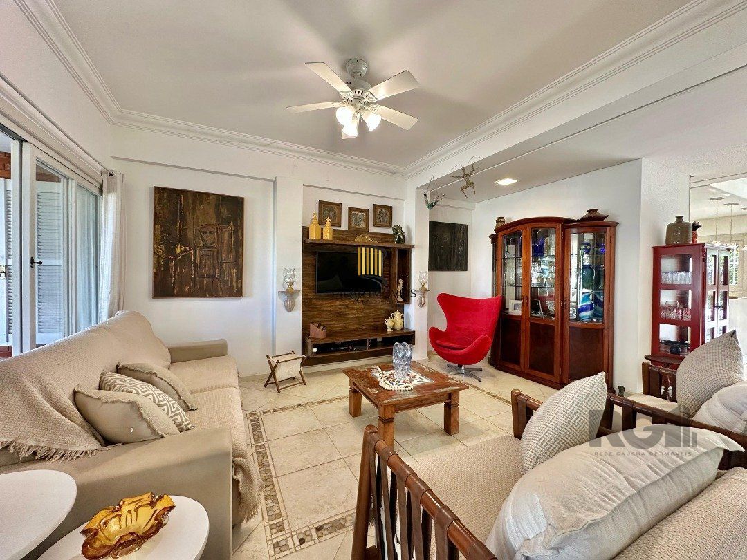Casa 3 dormitórios no bairro Atlântida