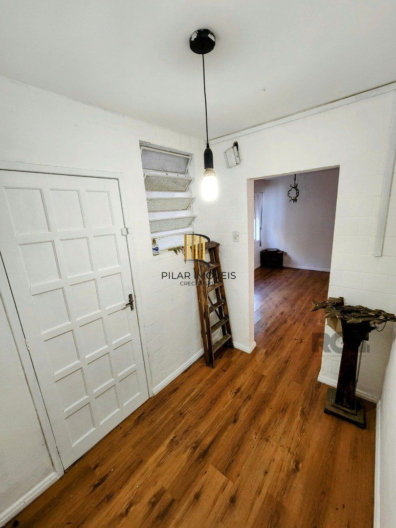 Casa 4 dormitórios no bairro Santa Tereza