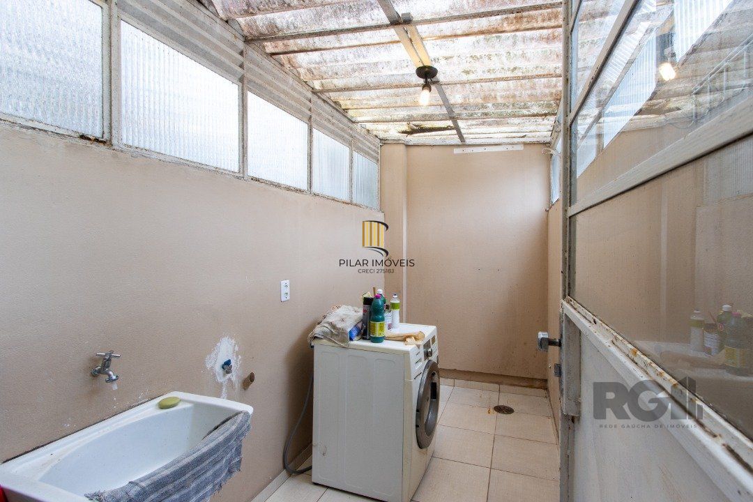 Casa de Condomínio 3 dormitórios no bairro Tristeza