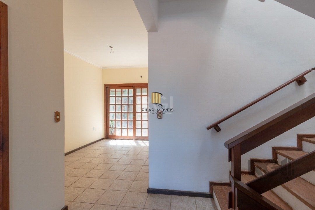Casa em condomínio fechado para venda no bairro Jardim Isabel, com aproximadamente 197m² de área privativa,.