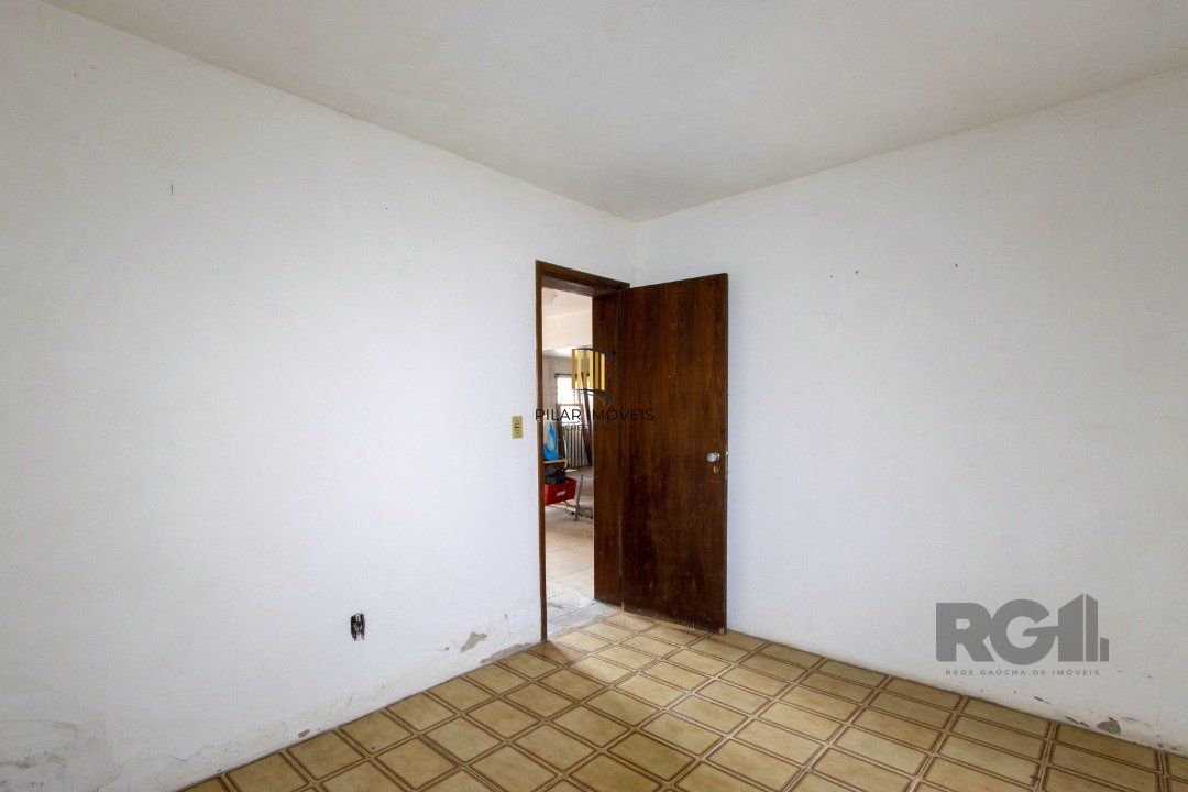 Casa para Venda - 361.95m², 4 dormitórios, sendo 2 suites, 3 vagas - Nonoai