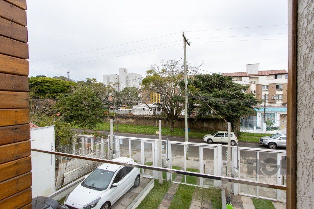 Casa de Condomínio 2 dormitórios no bairro Cristal