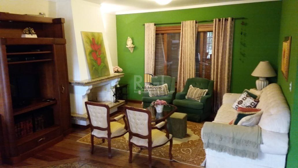 Casa para Venda - 432m², 3 dormitórios, 1 vaga - Tristeza