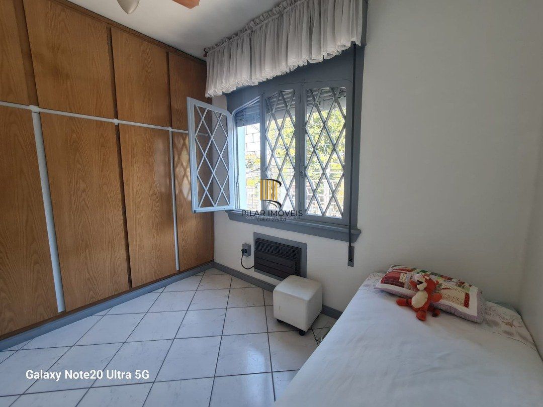 Casa 3 dormitórios no bairro Nonoai